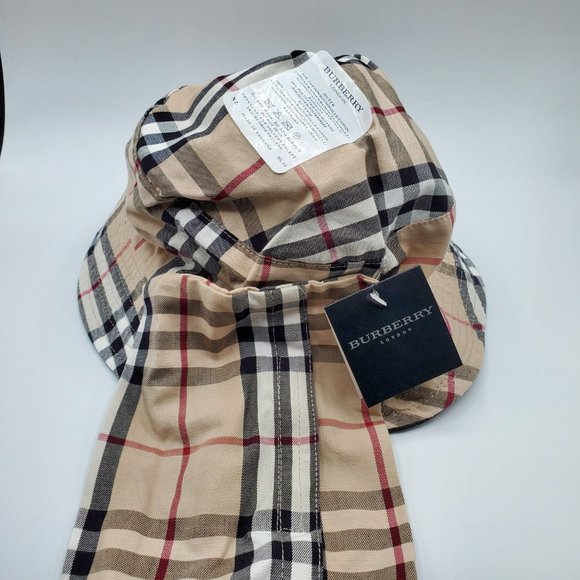 Burberry London Check reversible Bucket Hat (Black) (UNISEX) main image 12